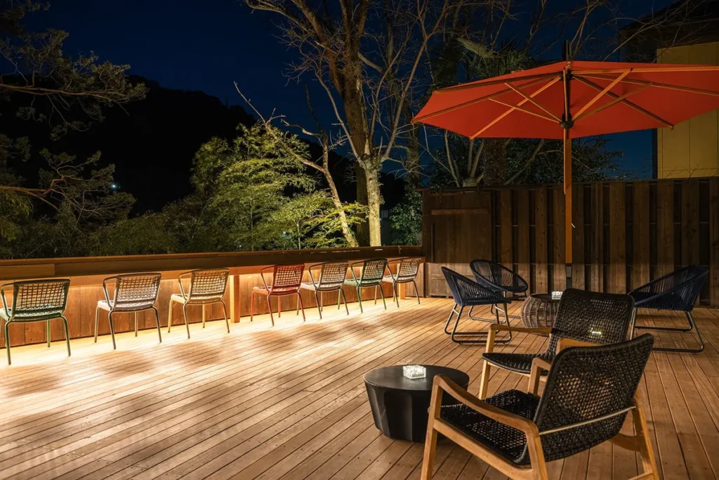 箱根湯本に「HOTEL nehako」誕生！4つの貸切風呂とA5和牛、絶景テラスに癒やされる大人旅