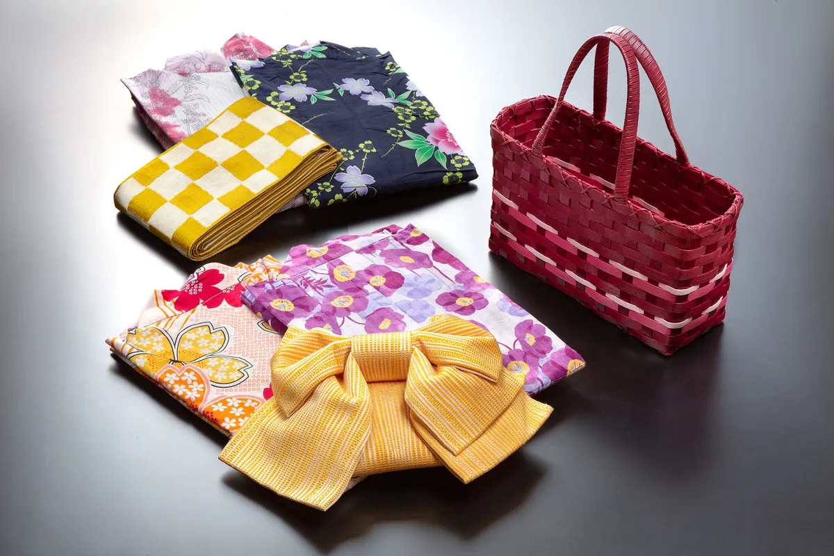 選べる色浴衣と湯かごのセット